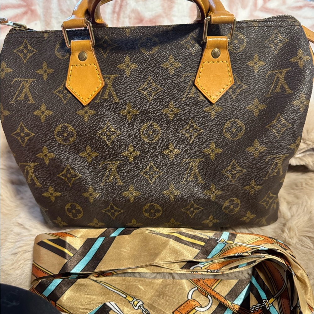 Autnentkc Louis Vuitton Monogram Speedy 30 Handbag